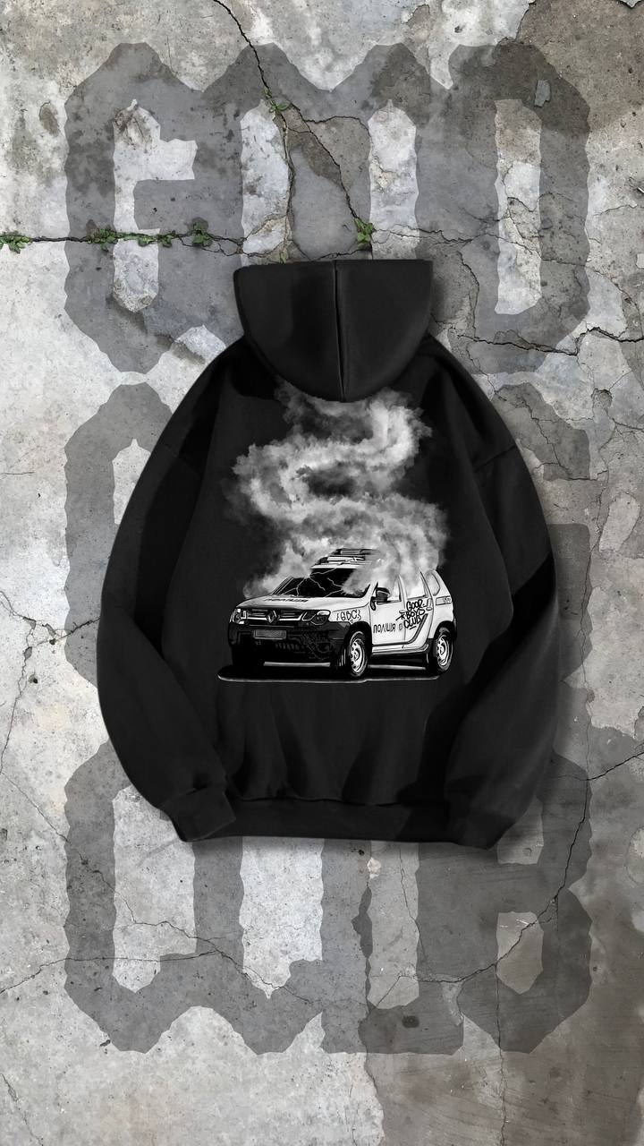 Police in fire - Duster
