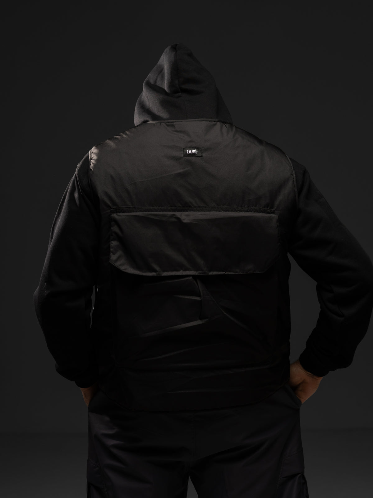 Жилетка SHADOW LINE nylon puffer vest BLACK