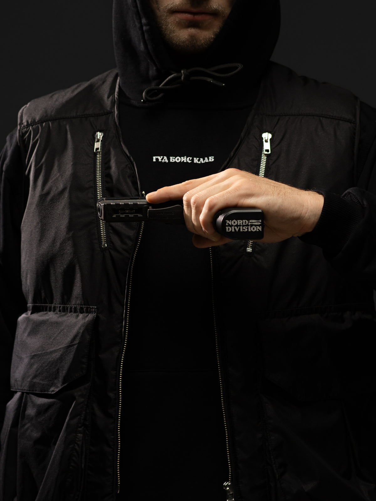 Жилетка SHADOW LINE nylon puffer vest BLACK