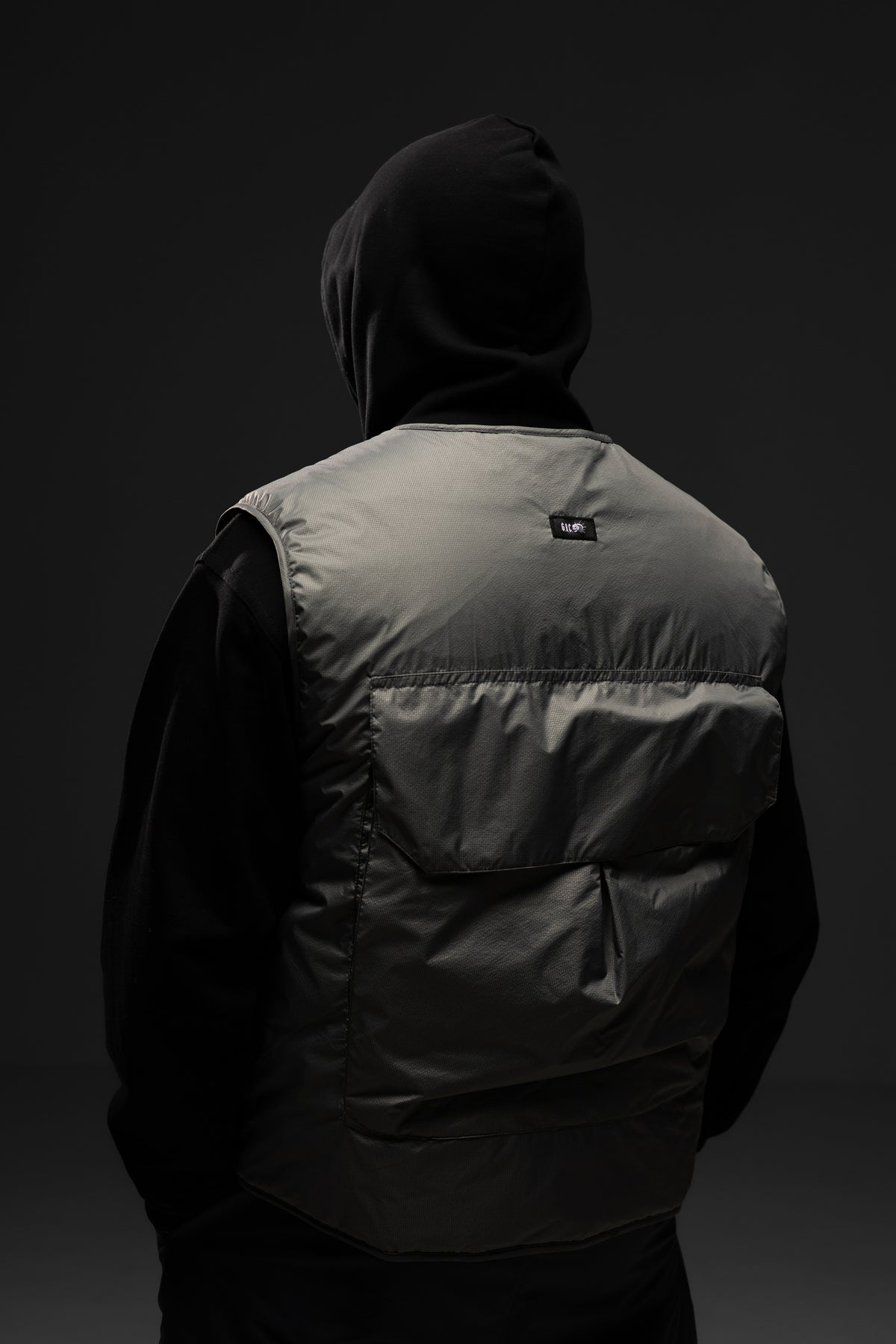 Жилетка SHADOW LINE nylon puffer vest GRAY